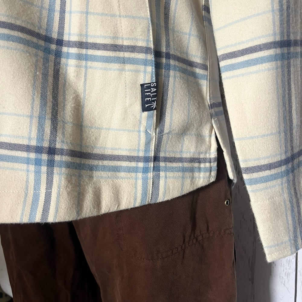 Salt Life NEW Plaid Jacket Womens size Small - hooded. - Picture 6 of 9